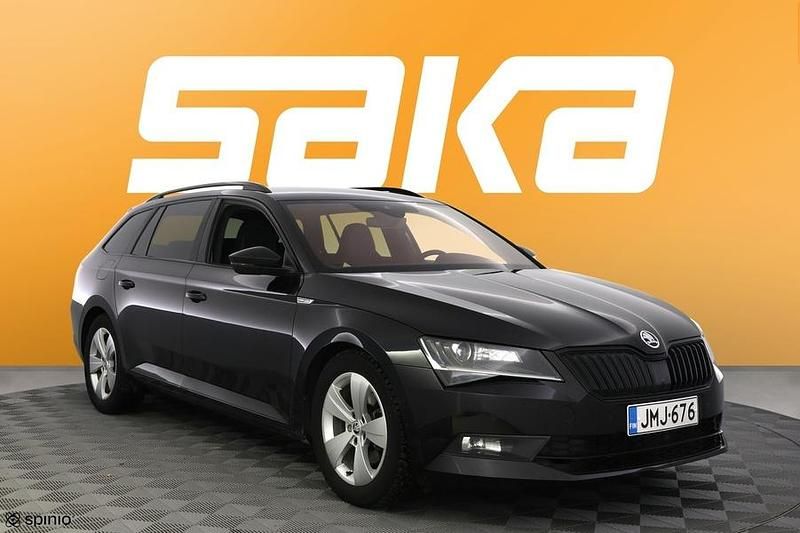 Käytetty 2018 Skoda Superb SportLine Farmari | 16 890 € (Hieman kallis) - Kuva 1/3