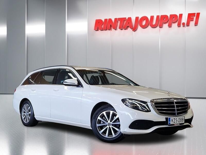 Valkoinen Käytetty 2018 Mercedes E200 Farmari | 16 380 € (Supertarjous) - Kuva 1/3