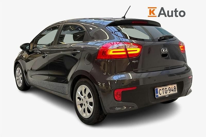 Käytetty Kia Rio EX 109 HP (80 kW) 2015 Harmaa Viistoperä