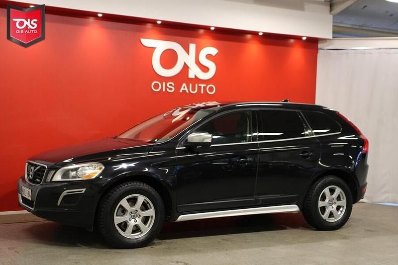 Käytetty 2012 Volvo XC60 Business Edition Katumaasturi | 14 990 € (Perustarjous) - Kuva 1/4