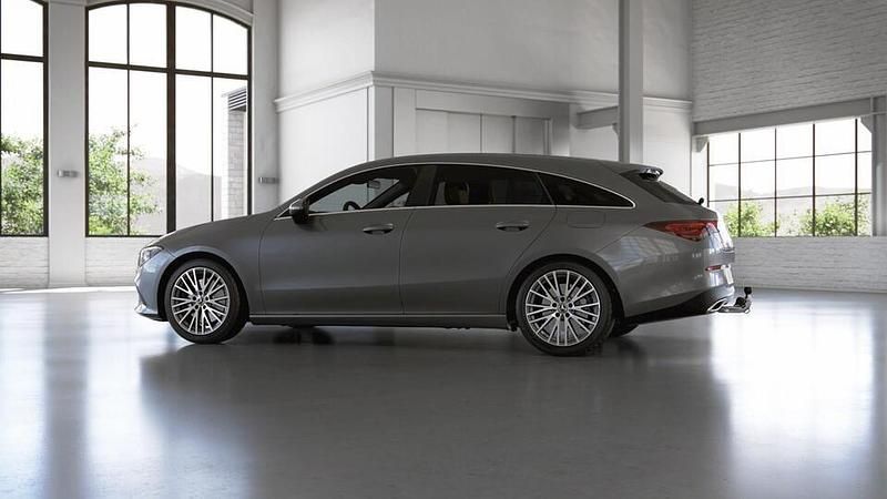 Käytetty Mercedes CLA250 Business 224 HP (164 kW) 2019 Harmaa Sedan
