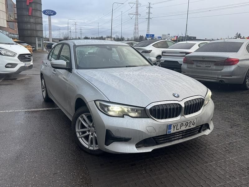 Hopea Käytetty 2020 BMW 320 Sedan | 22 900 € (Perustarjous) - Kuva 1/4