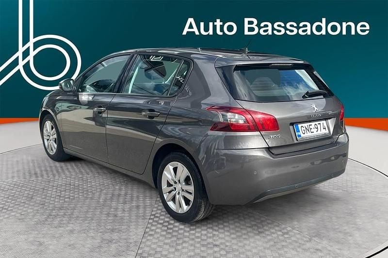 Käytetty Peugeot 308 Active 131 HP (96 kW) 2019 Viistoperä