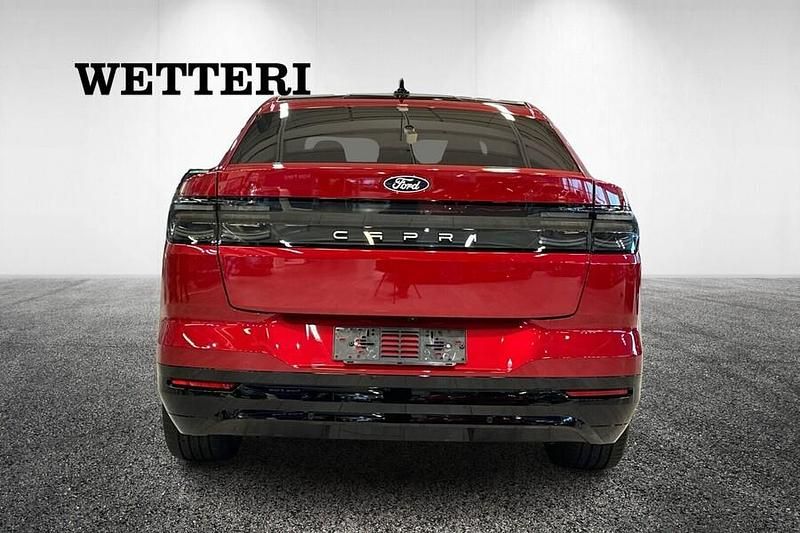 Uusi Ford Capri Extended Range 250 kW (340 HP) 2025 Punainen Katumaasturi