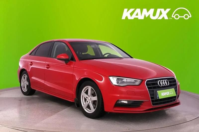 Käytetty Audi A3 Business 110 HP (80 kW) 2015 Punainen Sedan