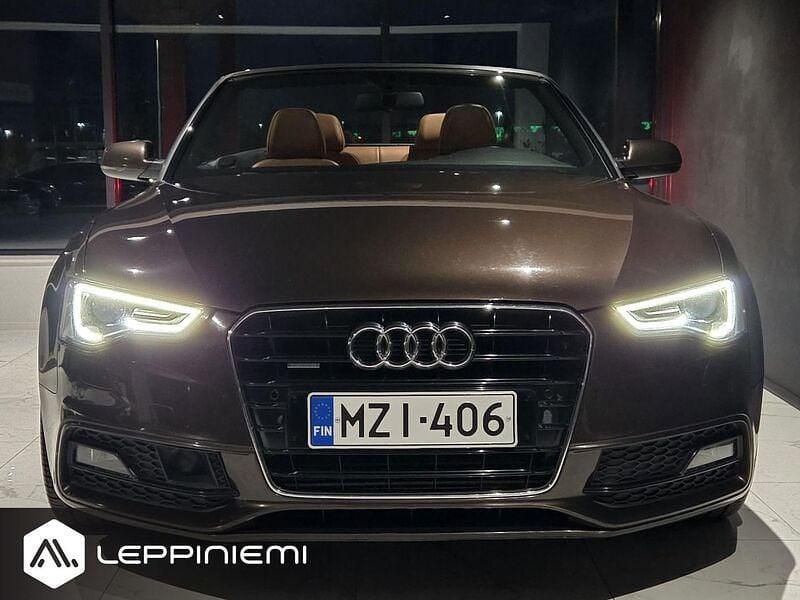 Käytetty Audi A5 Cabriolet S-Line 245 HP (180 kW) 2014 Avoauto
