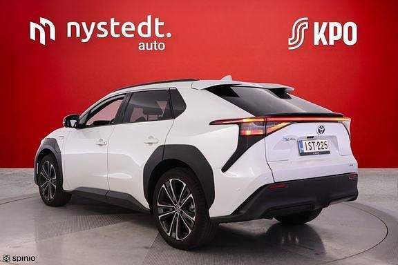 Käytetty Toyota bZ4X Edition 252 kW (343 HP) 2023 Musta Katumaasturi