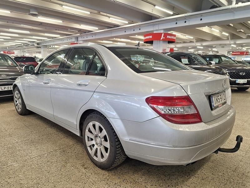 Käytetty Mercedes C180 156 HP (114 kW) 2007 Harmaa Sedan