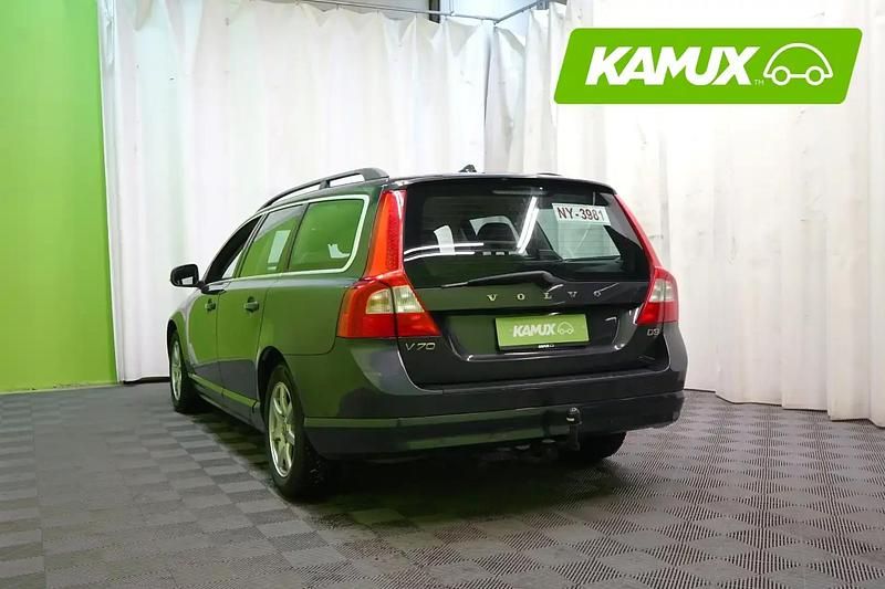 Käytetty Volvo V70 Momentum 163 HP (119 kW) 2012 Hopea / harmaa Farmari