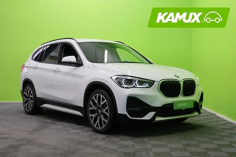 Käytetty BMW X1 Sport Line 220 HP (161 kW) 2021 Valkoinen Katumaasturi