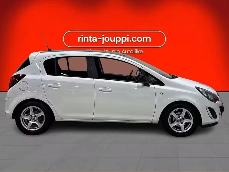 Käytetty Opel Corsa Enjoy 101 HP (74 kW) 2013 Viistoperä