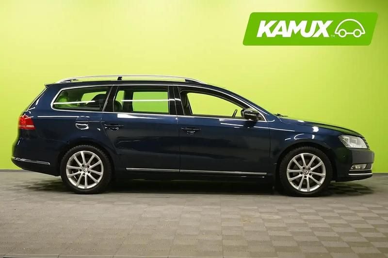 Käytetty VW Passat Highline 140 HP (102 kW) 2012 Sininen Farmari