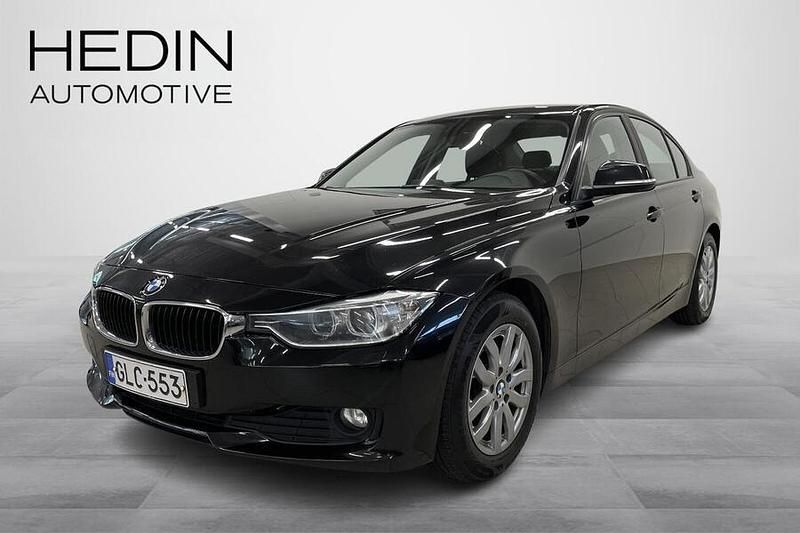 Musta Käytetty 2014 BMW 316 Sedan | 11 900 € (Hyvä tarjous) - Kuva 1/4