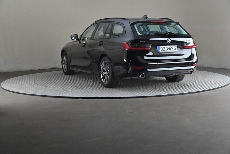 Käytetty BMW 320e Sport Line 204 HP (150 kW) 2021 Farmari