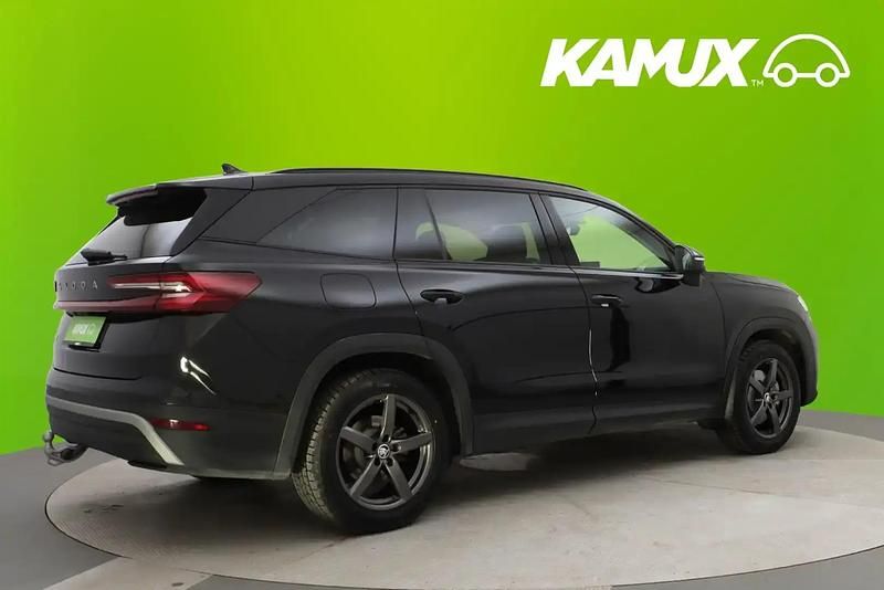 Käytetty Skoda Kodiaq Selection 150 HP (110 kW) 2025 Musta Katumaasturi