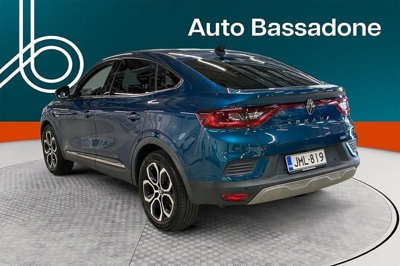 Käytetty Renault Arkana Intens 143 HP (105 kW) 2022 Katumaasturi