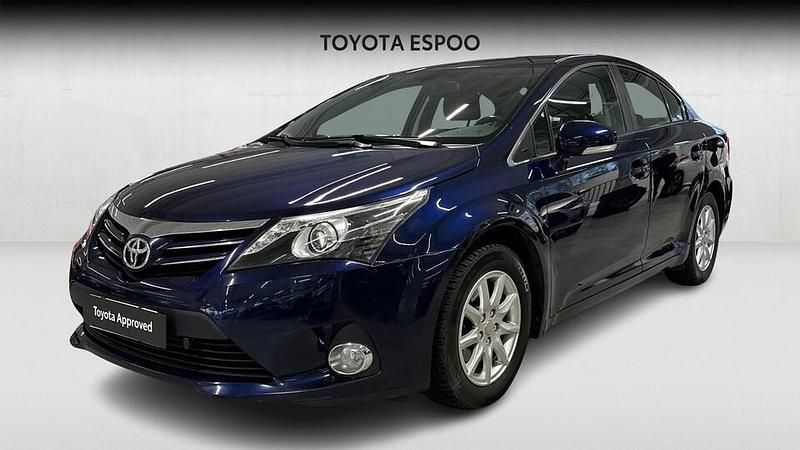 Käytetty 2013 Toyota Avensis Multidrive S Sedan | 13 990 € (Perustarjous) - Kuva 1/4