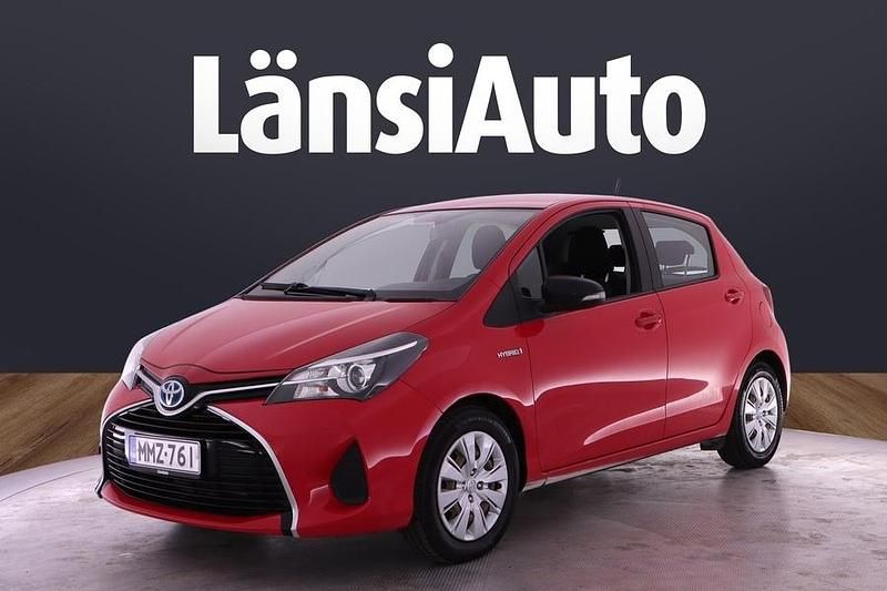 Käytetty 2015 Toyota Yaris Hybrid Life Viistoperä | 12 480 € (Hieman kallis) - Kuva 1/1
