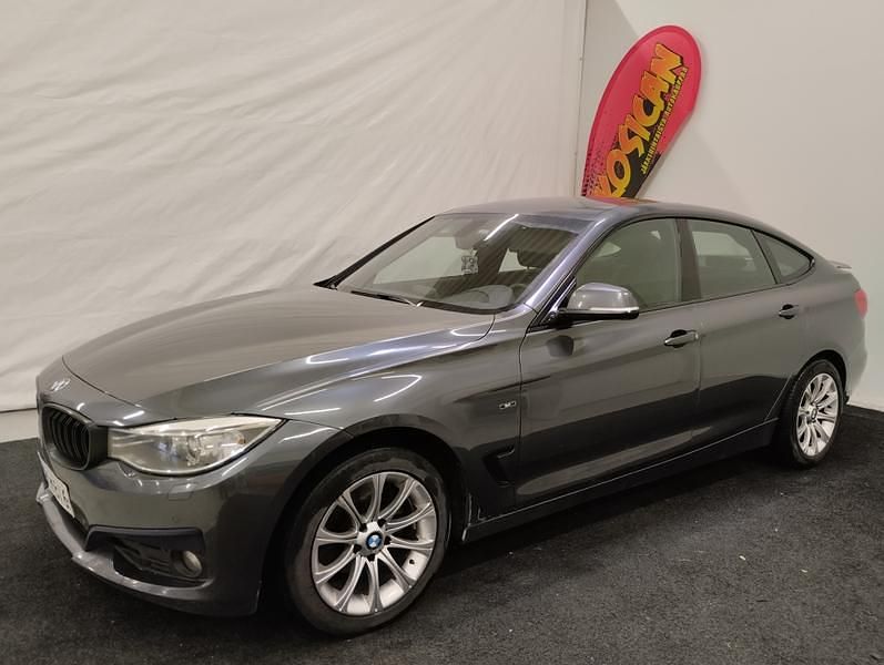 Käytetty BMW 320 Gran Turismo Sport Line 184 HP (135 kW) 2015 Sedan