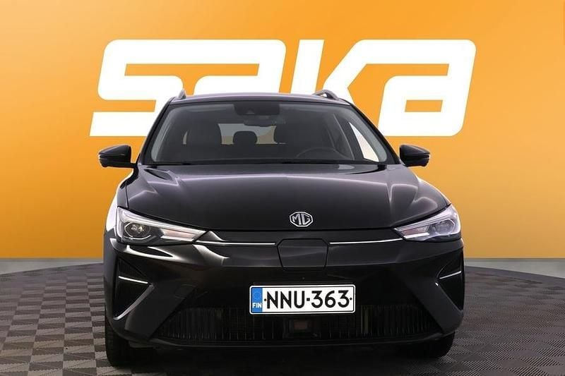 Käytetty MG MG5 EV Luxury 114 kW (156 HP) 2022 Farmari