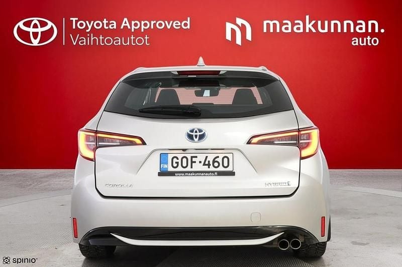 Käytetty Toyota Corolla Active 184 HP (135 kW) 2020 Hopea Farmari