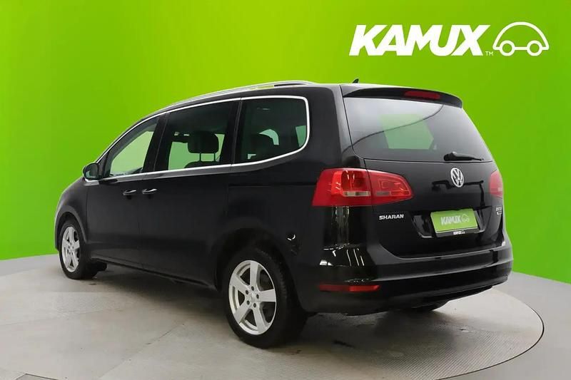 Käytetty VW Sharan Highline 177 HP (130 kW) 2014 Musta Tila-auto
