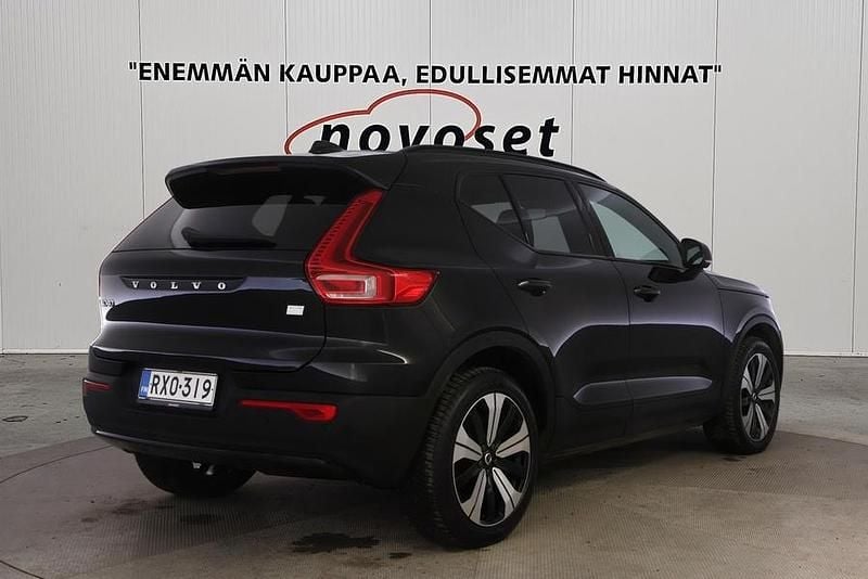 Käytetty Volvo XC40 Ultimate 169 kW (231 HP) 2023 Musta Katumaasturi