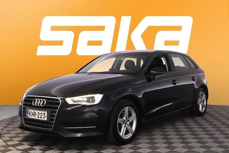 Käytetty Audi A3 Sportback Business 125 HP (91 kW) 2016 Viistoperä