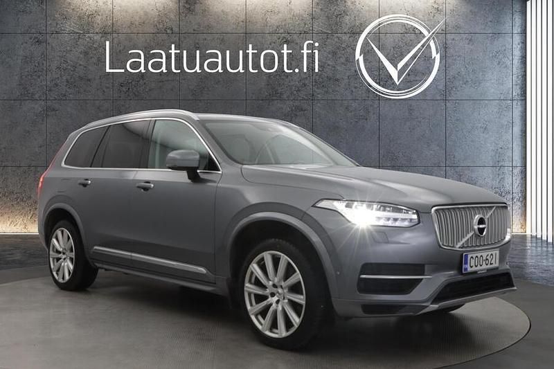 Käytetty Volvo XC90 Inscription 320 HP (235 kW) 2016 Katumaasturi