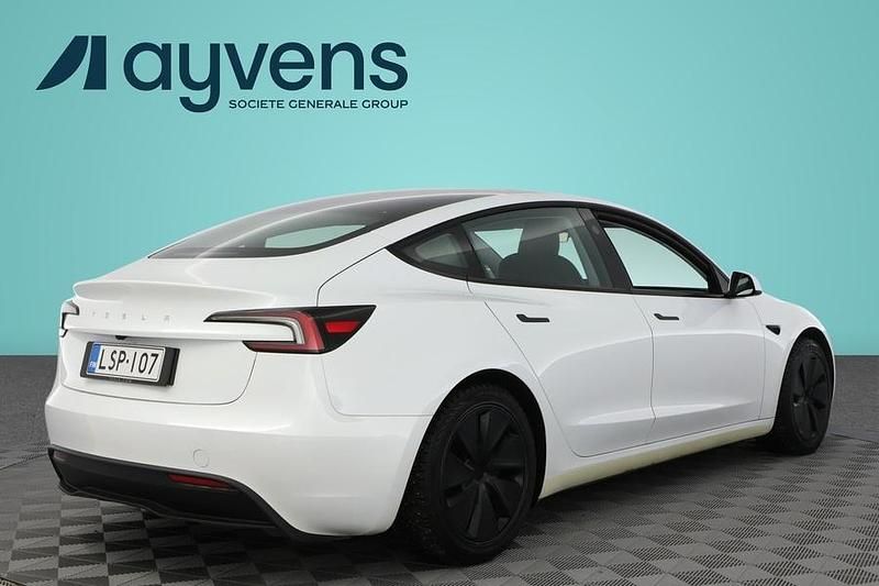 Käytetty Tesla Model 3 RWD 211 kW (287 HP) 2023 Valkoinen Sedan
