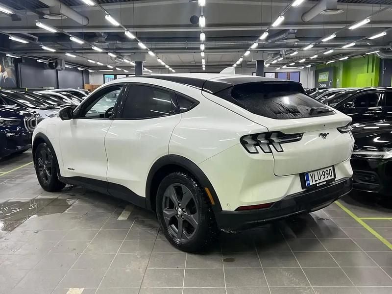 Käytetty Ford Mustang Mach-E 197 kW (269 HP) 2022 Star white 3c/pristine white 3 Katumaasturi