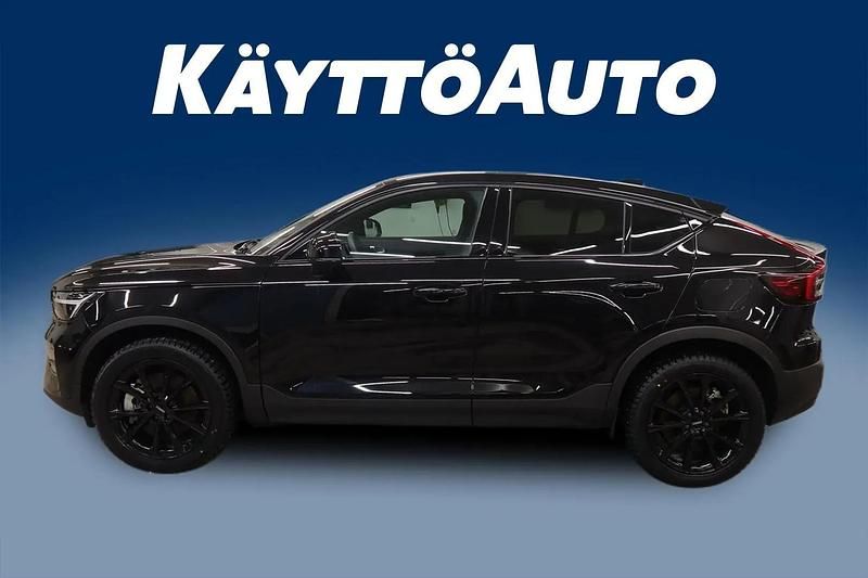 Käytetty Volvo EC40 Plus 185 kW (252 HP) 2024 Musta Katumaasturi