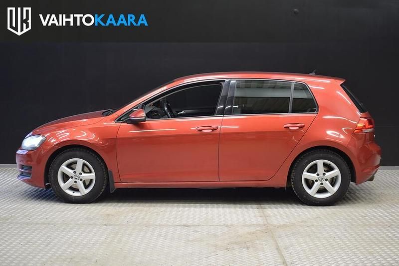 Käytetty VW Golf VII Comfortline 105 HP (77 kW) 2013 Viistoperä