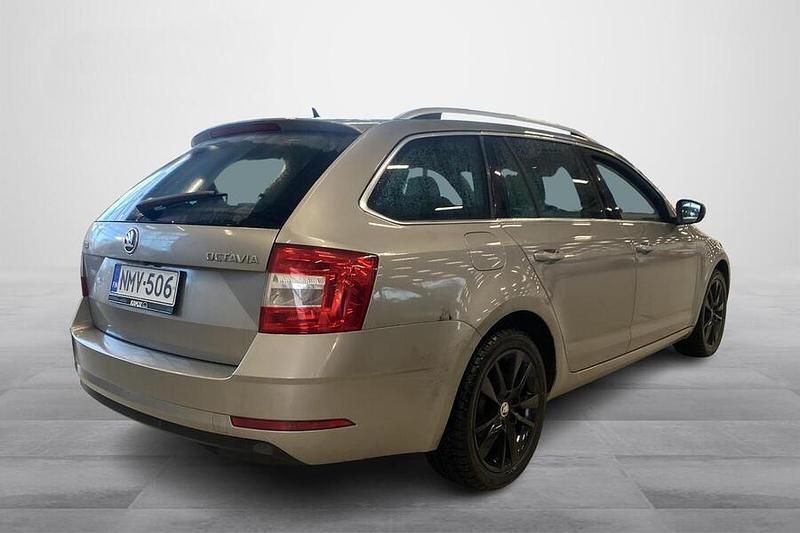 Käytetty Skoda Octavia Style 150 HP (110 kW) 2018 Ruskea Farmari