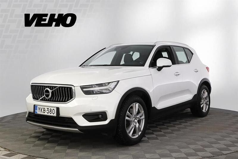 Käytetty Volvo XC40 Inscription 190 HP (139 kW) 2018 Valkoinen Katumaasturi