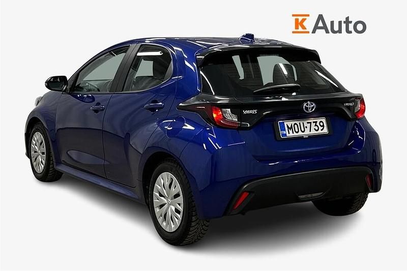 Käytetty Toyota Yaris Hybrid 116 HP (85 kW) 2022 Viistoperä
