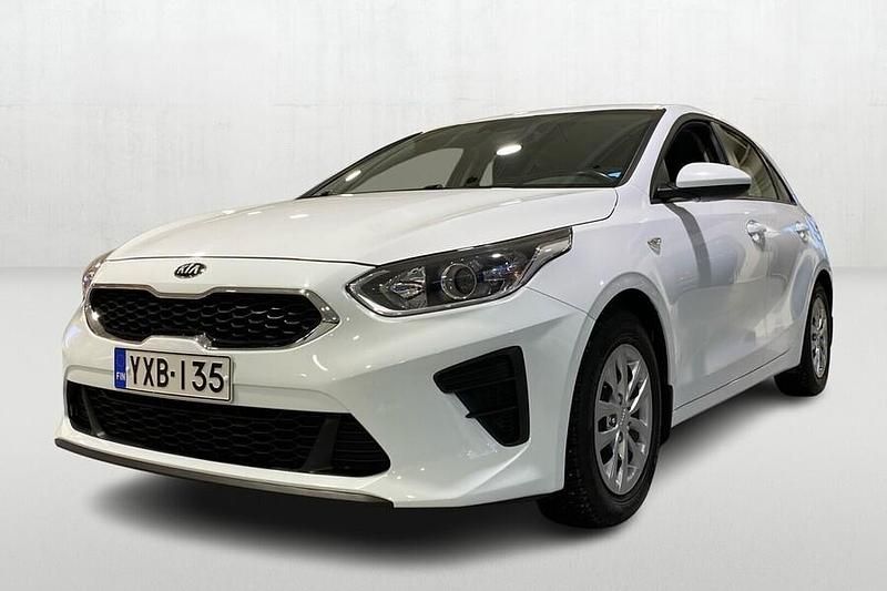 Valkoinen Käytetty 2020 Kia Ceed Active Viistoperä | 14 900 € (Hieman kallis) - Kuva 1/4