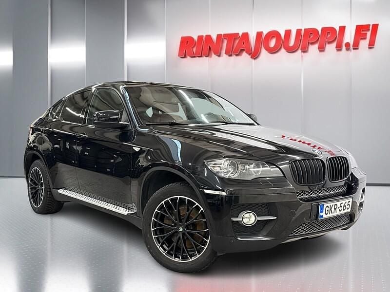 Musta Käytetty 2010 BMW X6 Comfort Edition Katumaasturi | 16 670 € (Perustarjous) - Kuva 1/4