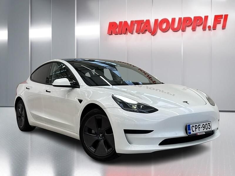 Käytetty Tesla Model 3 Standard Range Plus 475 kW (647 HP) 2020 Valkoinen Sedan
