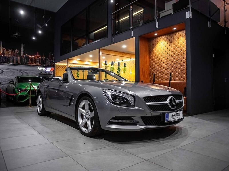 Käytetty Mercedes SL350 435 HP (319 kW) 2012 Hopea Avoauto