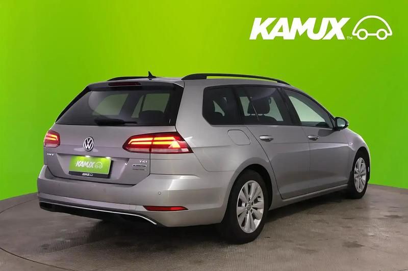 Käytetty VW Golf VII Comfortline 178 HP (130 kW) 2018 Hopea / harmaa Farmari