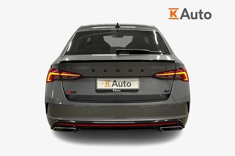 Käytetty Skoda Octavia RS 150 HP (110 kW) 2024 Sedan