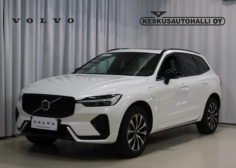 Valkoinen Käytetty 2025 Volvo XC60 Ultra Katumaasturi | 63 900 € - Kuva 1/4