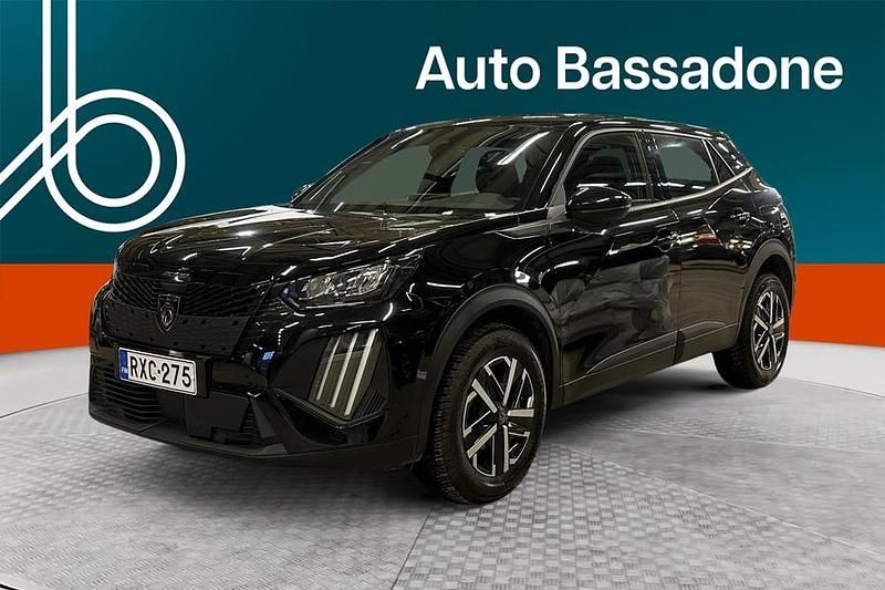 Käytetty Peugeot 2008 Active 131 HP (96 kW) 2024 Katumaasturi