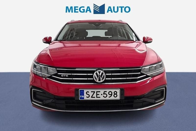 Käytetty VW Passat GTE 218 HP (160 kW) 2020 Punainen Farmari