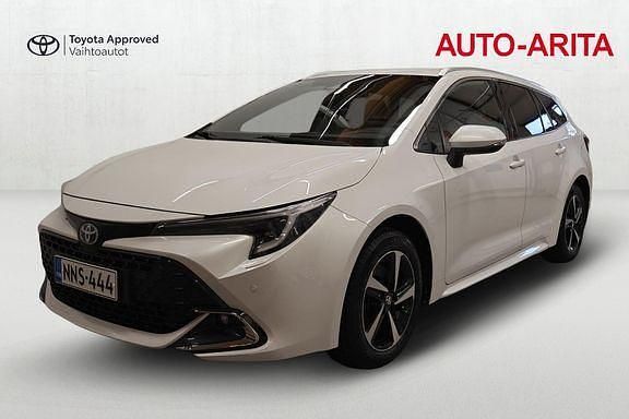 Käytetty Toyota Corolla Active 196 HP (144 kW) 2024 Valkoinen Farmari