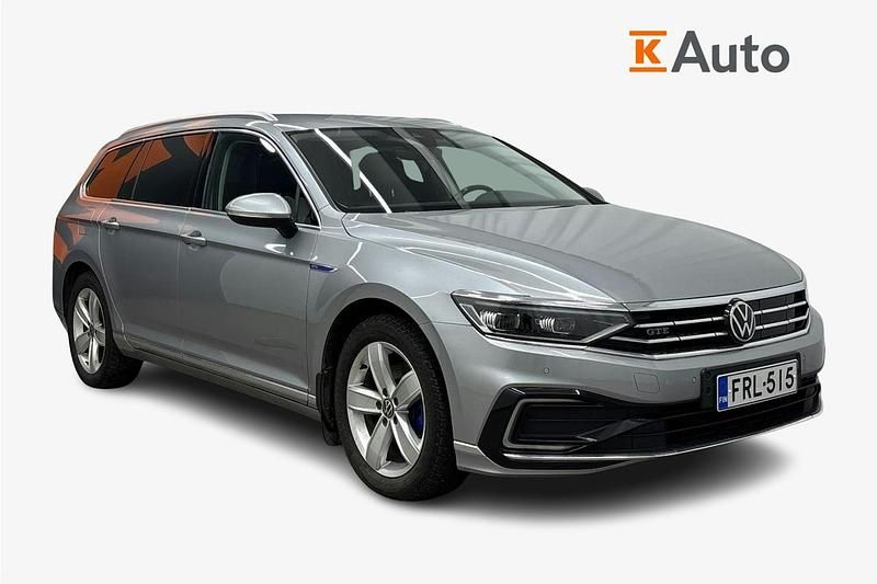 Käytetty VW Passat GTE 218 HP (160 kW) 2021 Harmaa Farmari