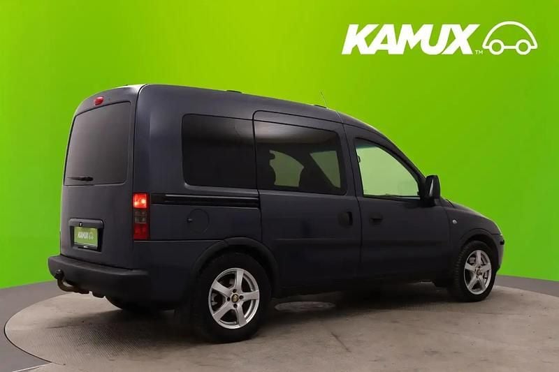 Käytetty Opel Combo 94 HP (69 kW) 2007 Sininen Tila-auto