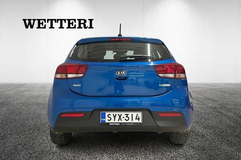 Käytetty Kia Rio EX 99 HP (72 kW) 2021 Sininen Viistoperä