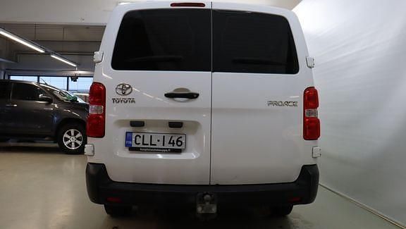 Käytetty Toyota Proace 122 HP (89 kW) 2018 Valkoinen Tila-auto